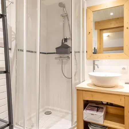 Confortable, Balcon Vue Station, Proche Centre Apartment *